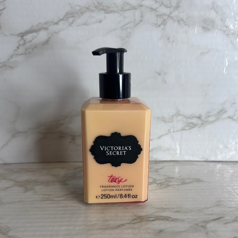 Victoria's Secret Tease fragrance body lotion 8.4 fl oz